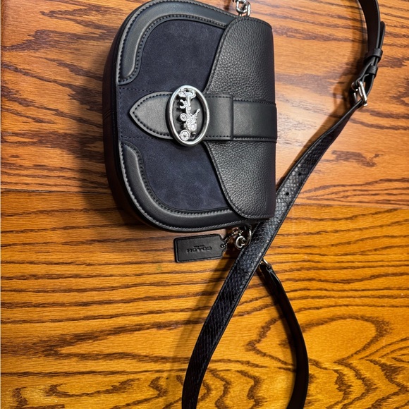 Coach Crossbody Bag - Picture 9 of 14